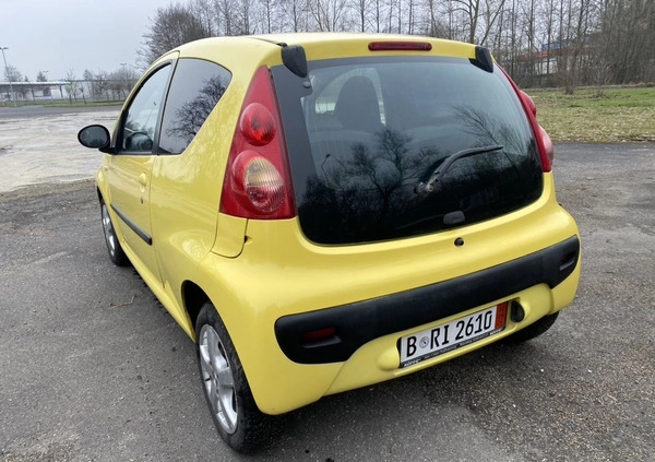 Peugeot 107 cena 6999 przebieg: 199900, rok produkcji 2006 z Bydgoszcz małe 191